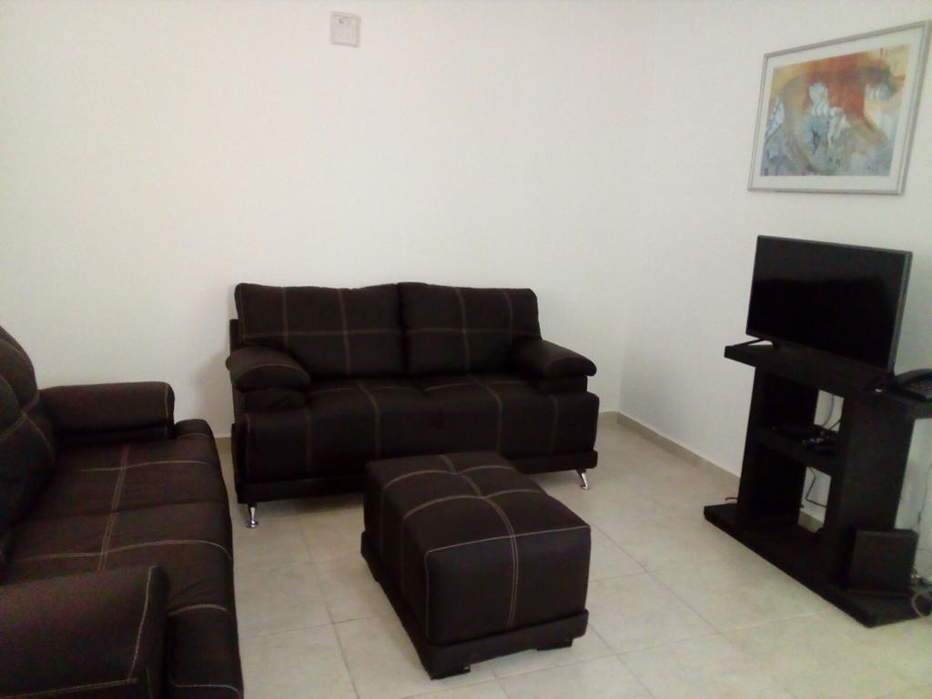 International Executive Suites Monterrey Aeropuerto Bagian luar foto